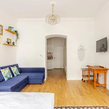 Gemuetliche Wohnung Nur 15 Minuten Ins Stadtzentrum Wien Exterior foto