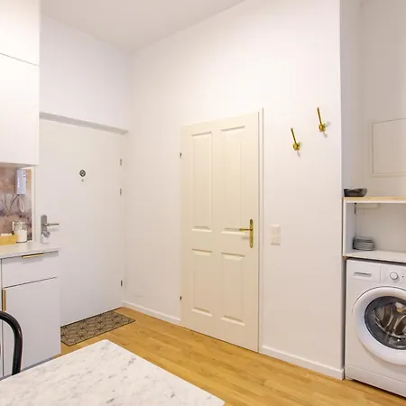 Gemuetliche Wohnung Nur 15 Minuten Ins Stadtzentrum Wien Exterior foto